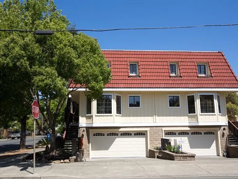 880 Napa St — Photo 17