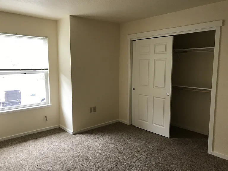 2750 Central Ave — Photo 9