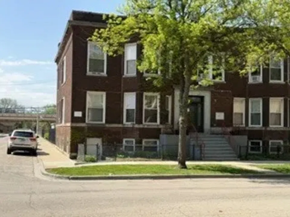 2833 W Walnut St #1