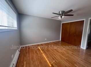 10720 S Ridgeland Ave APT 5, Worth, IL 60482