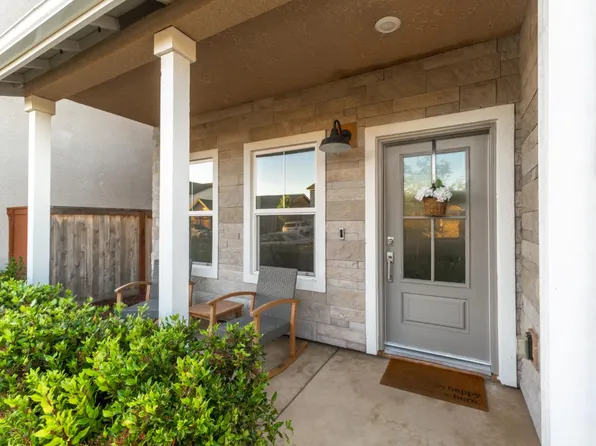 951 Kelso Ave, Clovis, CA 93619