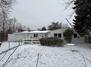 412 13th Ave NE, Minot, ND 58703