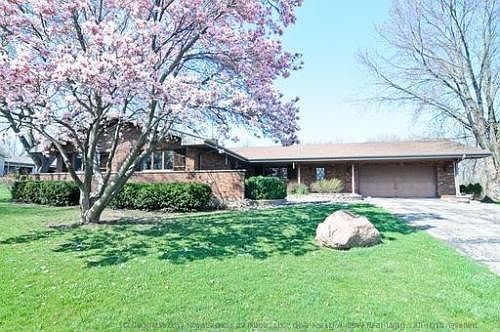 1st image of 13 Orchard Ln