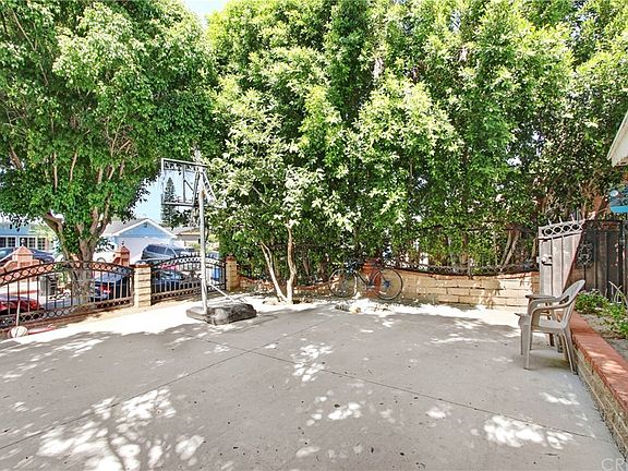 3rd image of 9900 Woodale Ave