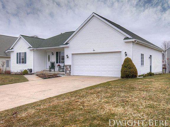 3rd image of 5456 Ericridge Ct