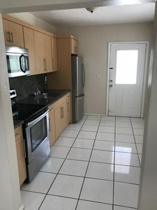130 W 40th Pl, Hialeah, FL, 33012