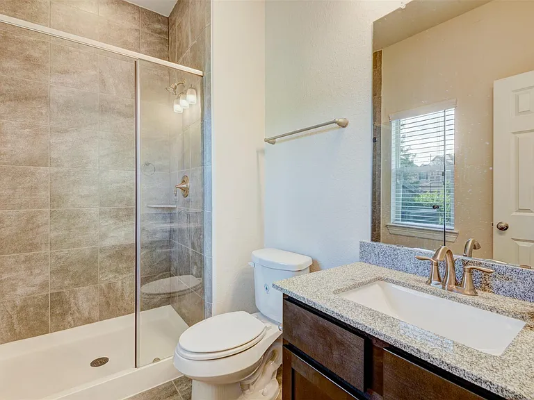 10804 Kyler Oaks Pl — Photo 3