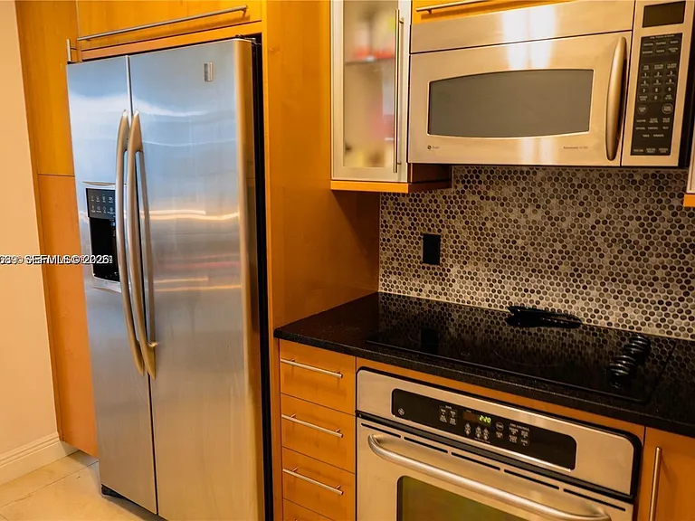 6365 Collins Ave #2710 — Photo 16