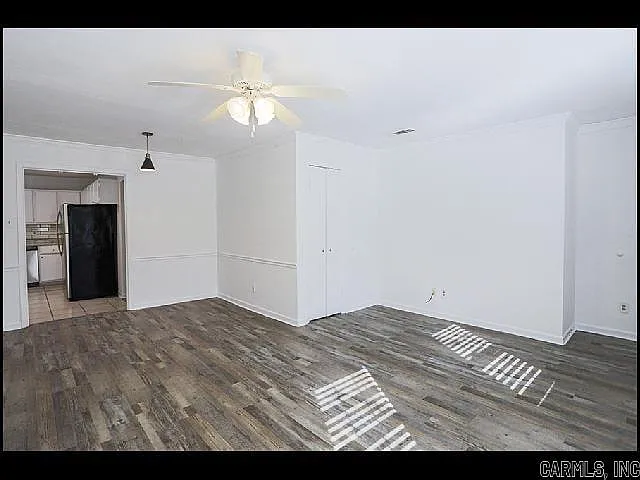 7202 Illinois St — Photo 7