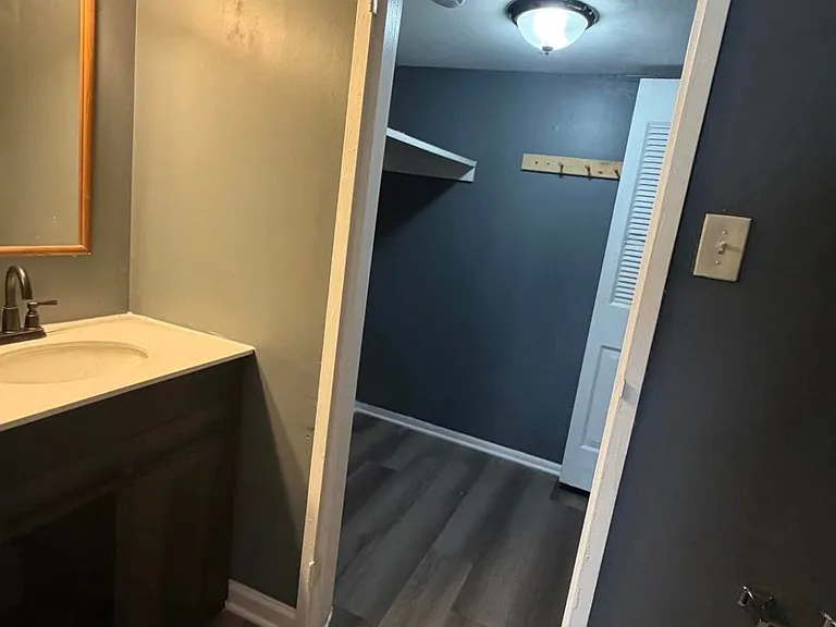 2428 Arbor Ct #2428 — Photo 6
