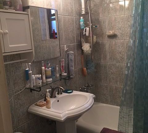 4th image of 8604 Grand Ave APT 4D