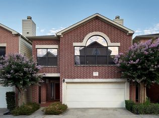 3570 Link Valley Dr, Houston, TX 77025