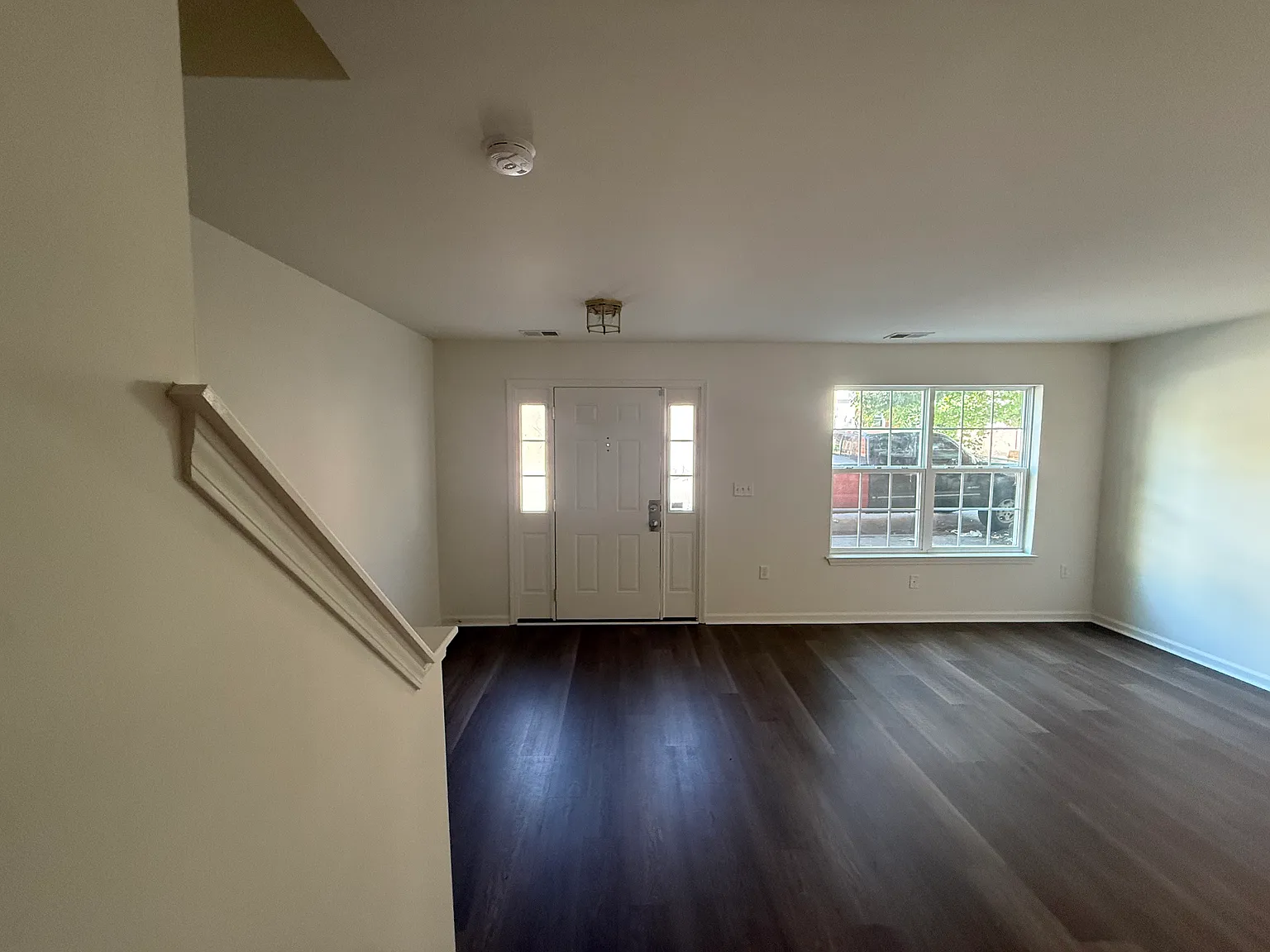 739 Centre St — Photo 2