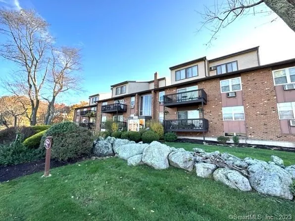 80 Balance Rock Road #14, Seymour, CT 06483