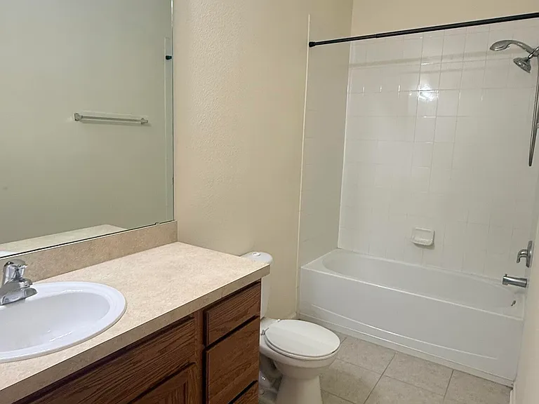 575 Oakleaf Plantation Pkwy #502 — Photo 7