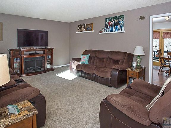 5th image of 225 Rolling Meadow Dr