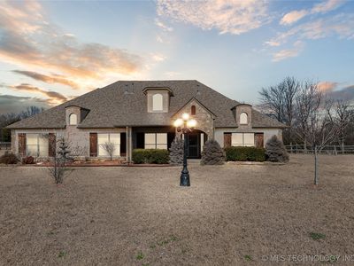 5135 E Hickory Bluff Dr, Claremore, OK, 74019