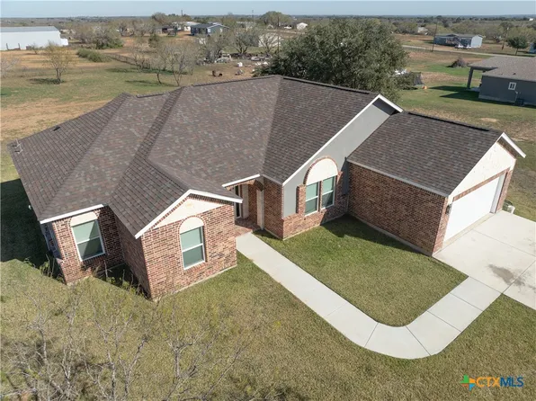 204 Homestead, La Vernia, TX 78121