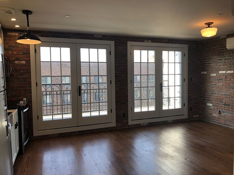 1st image of 43 Brooklyn Ave APT 6D