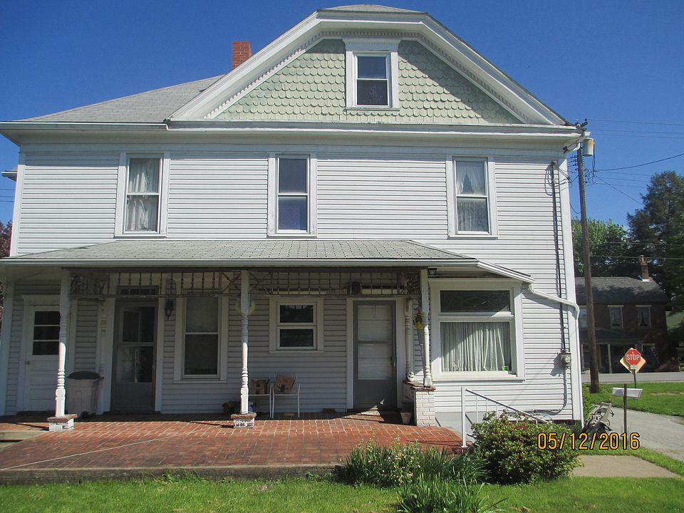 Rear of house, patio