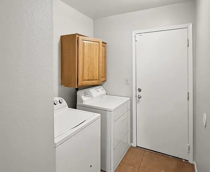 4910 W Gail Dr — Photo 22