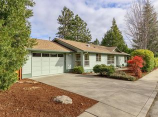 3005 Nova Dr, Ashland, OR 97520