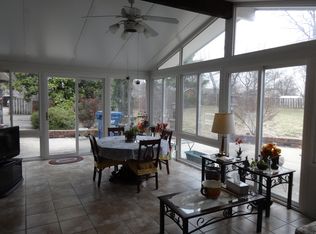 1309 E Highland Ave, Carthage, MO 64836