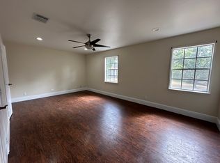 1610 Tucumcari Dr, Houston, TX 77090