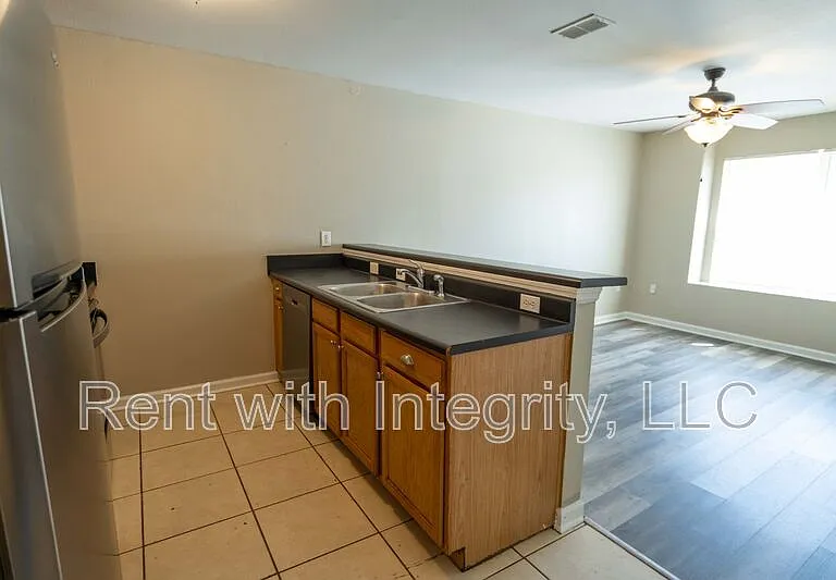 2774 Hartsfield Rd — Photo 7