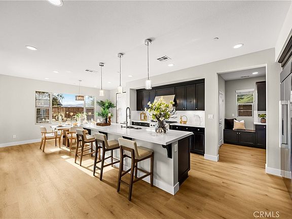 2nd image of 1 Intriga Ct