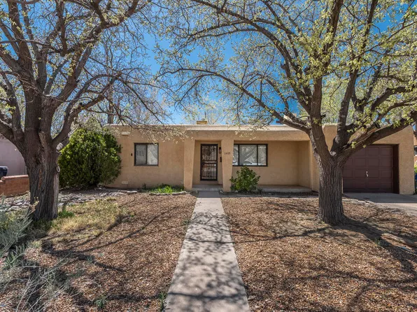 1405 Adams St NE, Albuquerque, NM 87110