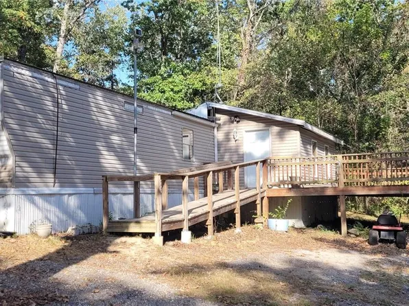 341 Hummingbird Hill Ln, Saint Clair, MO 63077