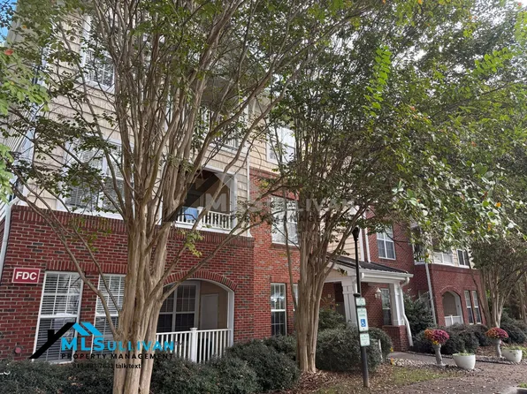 1114 Arborgate Cir, Chapel Hill, NC