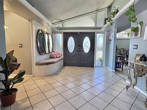 3rd image of 2906 Denison Ave
