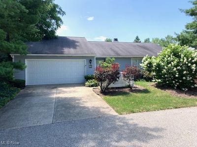 2033 Fordham Ct, Akron, OH, 44313