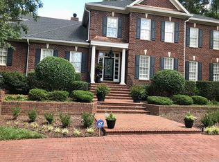 4908 Cremshaw Ct, Raleigh, NC 27614