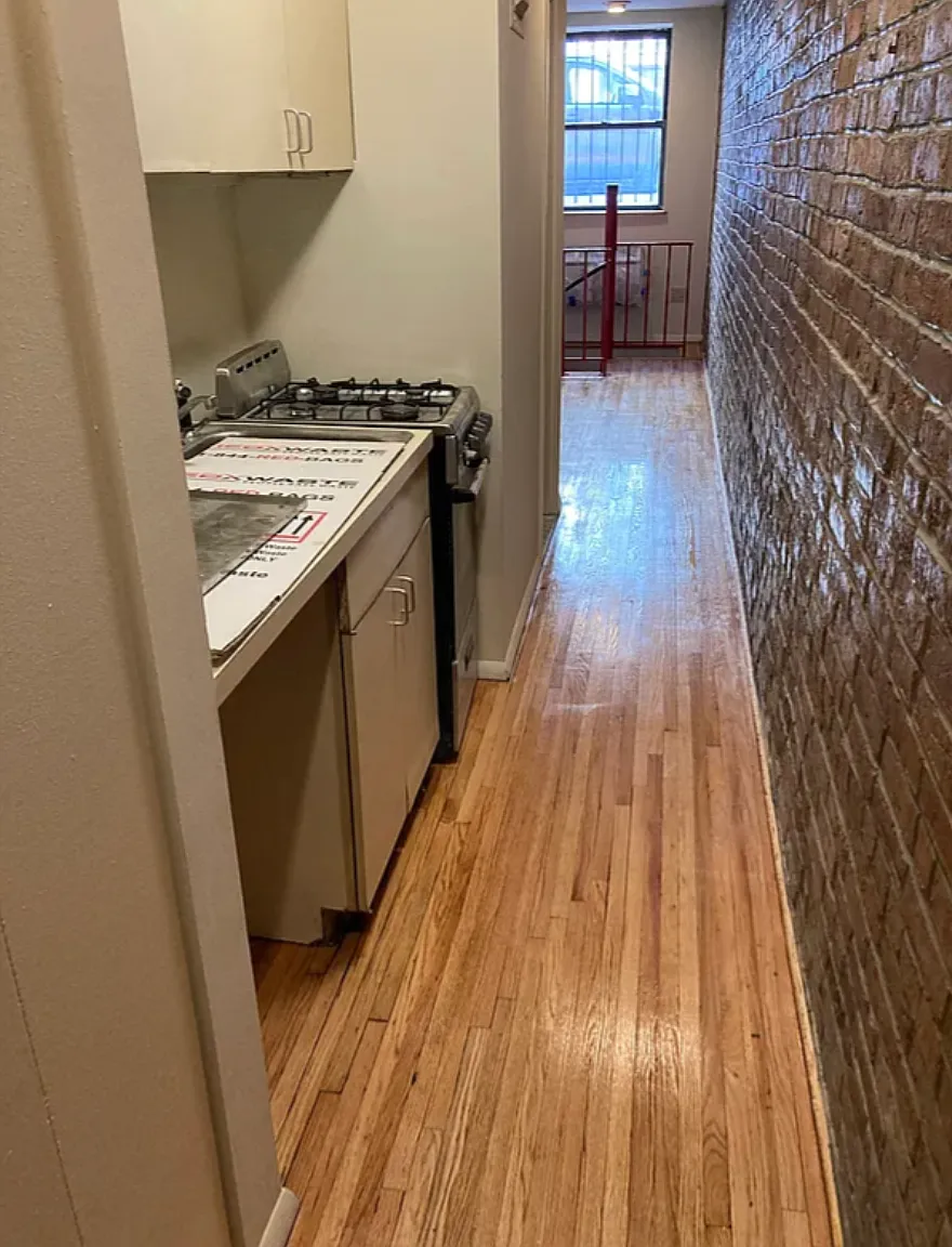 137A Christopher Street — Photo 4