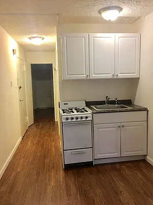 Rented by Worth Property Group | media 23