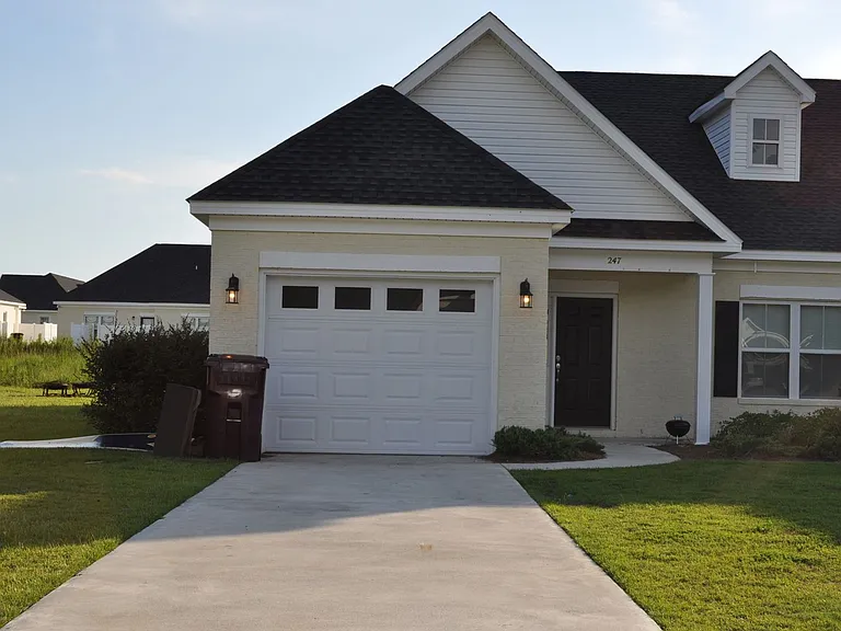 247 Sawgrass Trl — Photo 2