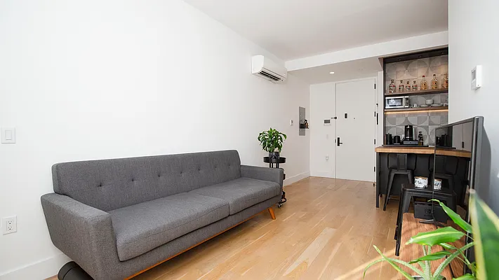 Rented by Nooklyn NYC LLC | media 5