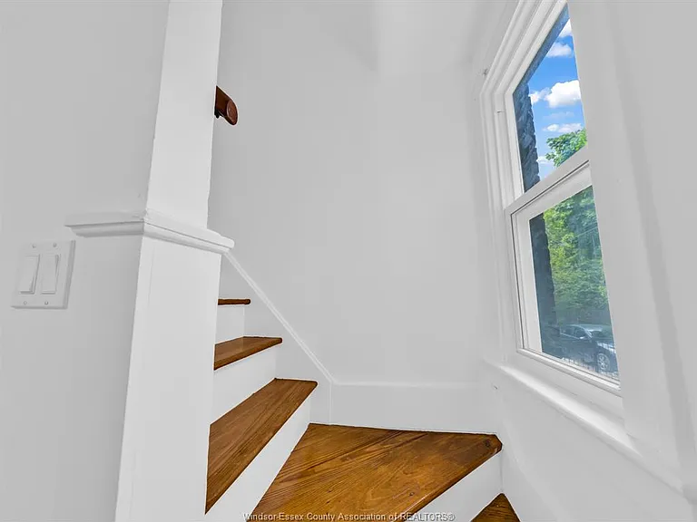 973 Pelissier St — Photo 9