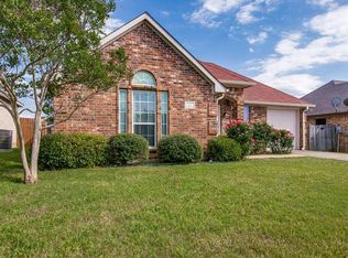 602 Brenna Rd, Waxahachie, TX 75165