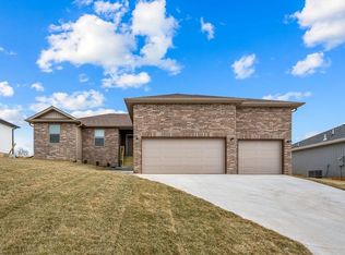 2102 N 21st St, Ozark, MO 65721