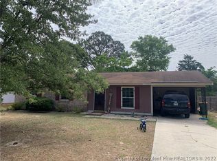 5965 Richfield Ave, Hope Mills, NC 28348