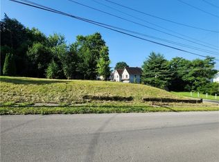 702 Court St, New Castle, PA 16101