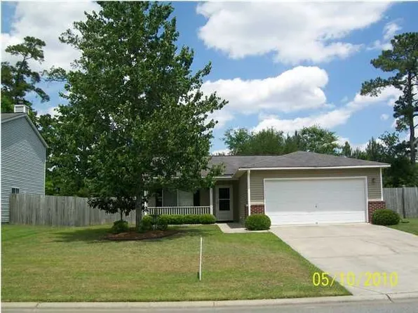 132 Apache Dr, Summerville, SC 29483