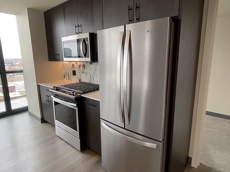 189 N Ada St #1101 — Photo 2