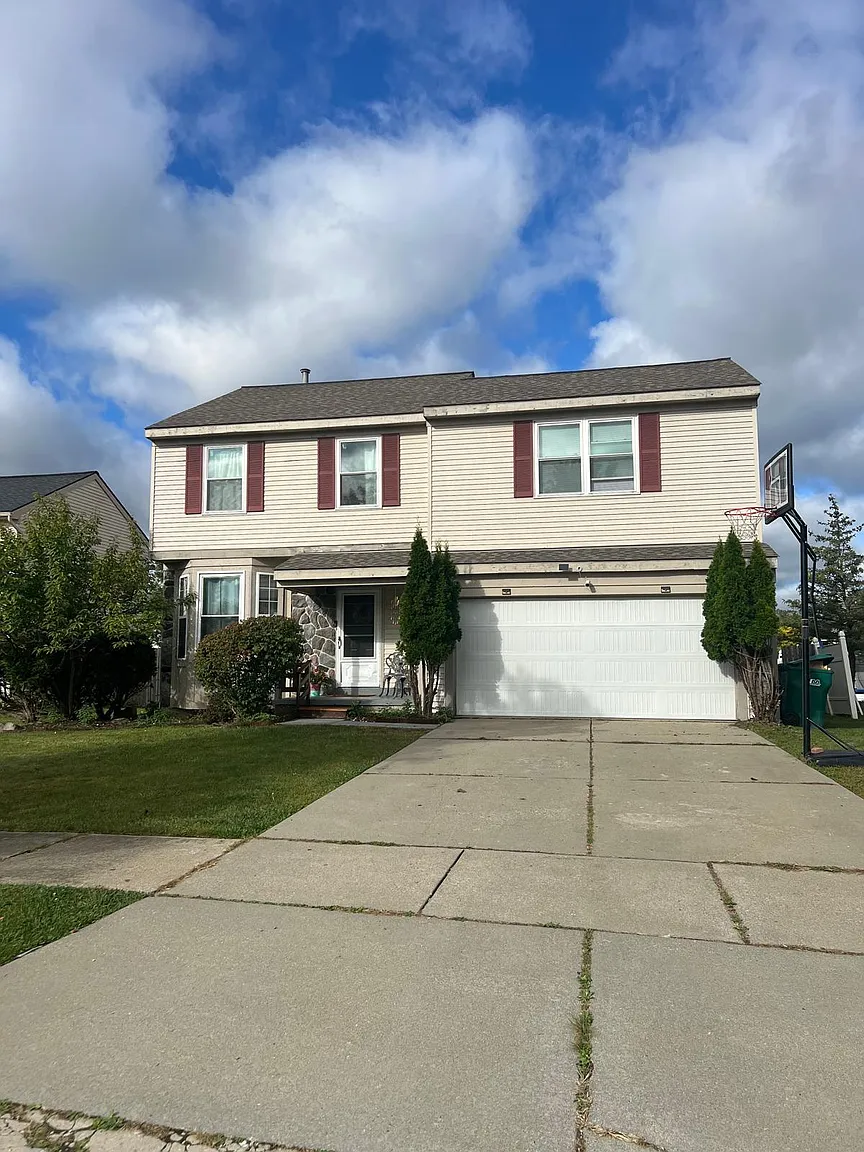 7430 Hogan Dr photo 1