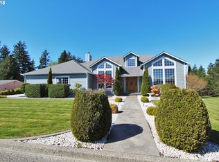 2392 Ash St, North Bend, OR 97459