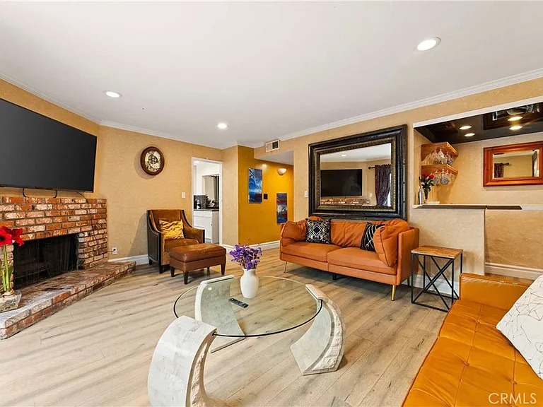 4007 Alta Mesa Studio Ctr — Photo 11
